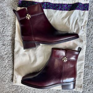 New never worn Tory Burch Women's Ankle Boots
